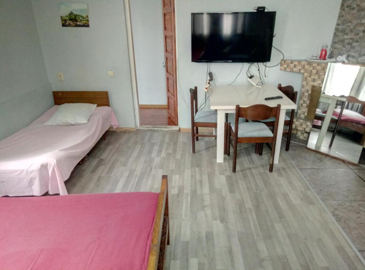Zaza Guest House Kobuleti Room photo
