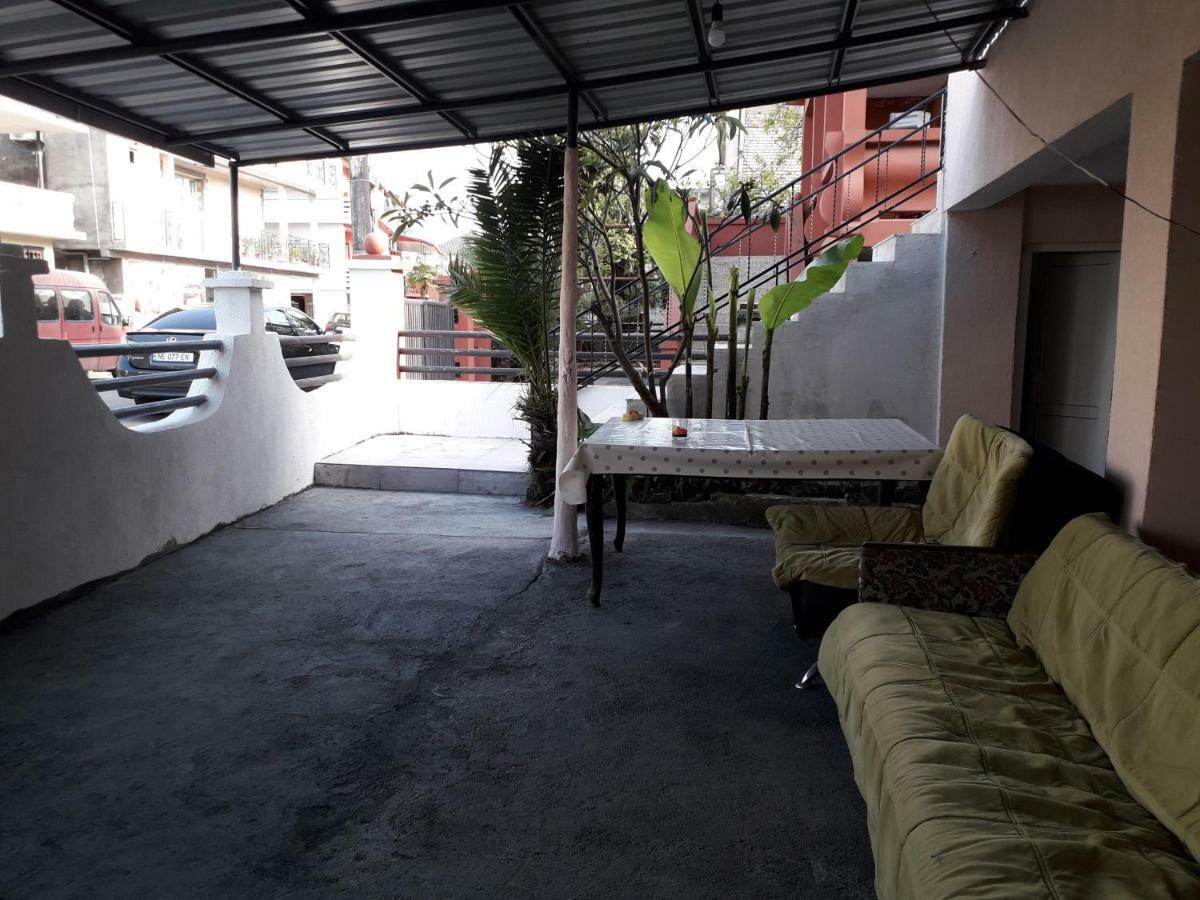 Zaza Guest House Kobuleti Exterior photo