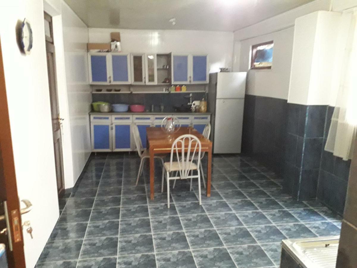 Zaza Guest House Kobuleti Exterior photo